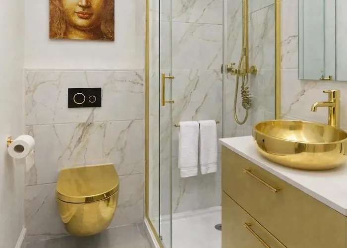 Hanza Tower Original 23 Pool & Apartamento *